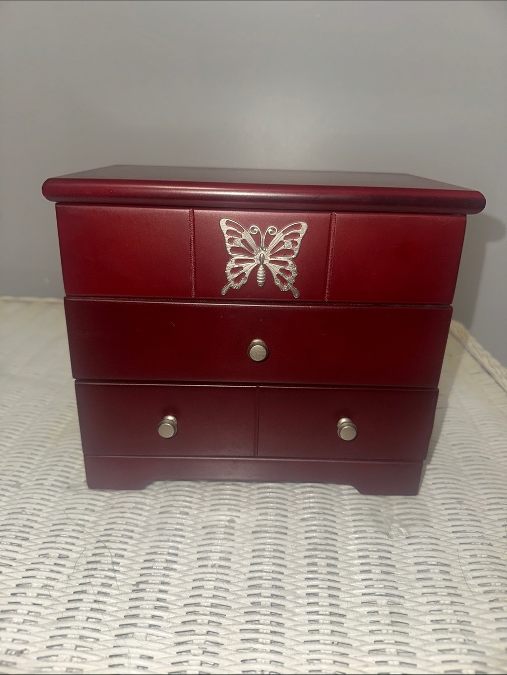 Elegant Red Jewelry Box with Silver Butterfly Accent
